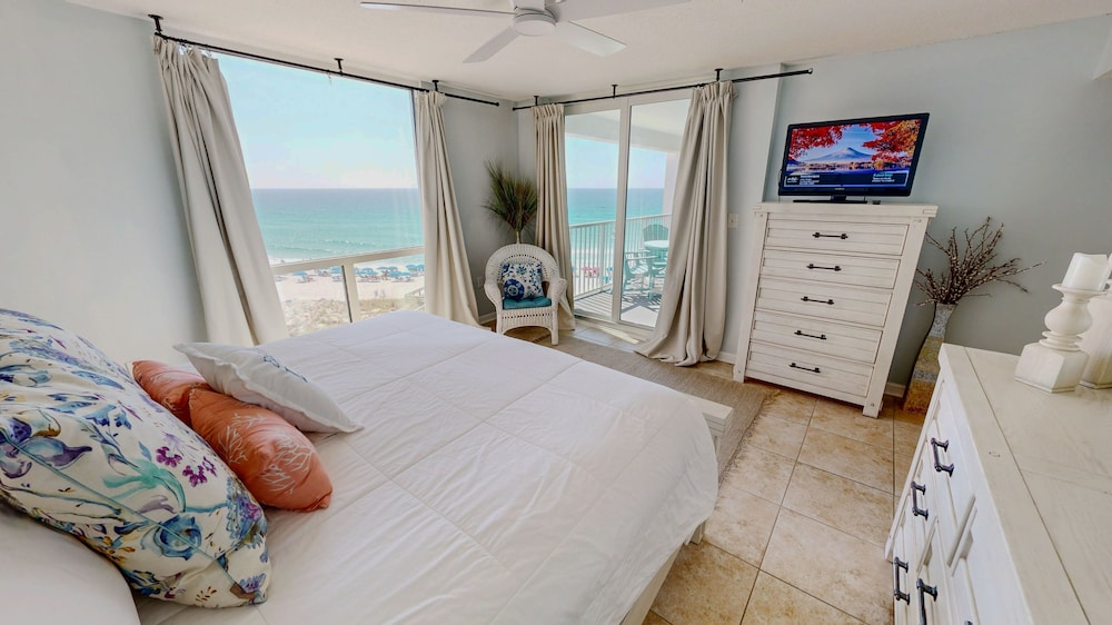 Shoreline Towers 2064 2 Bedroom Condo