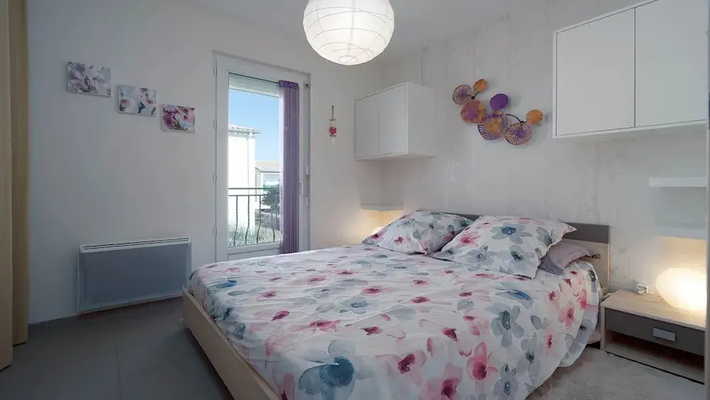 Apartment in Grau du Roi Near the Beach