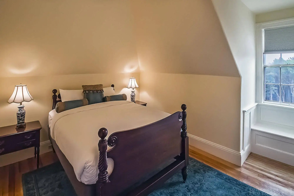 Windsor Mansion Inn