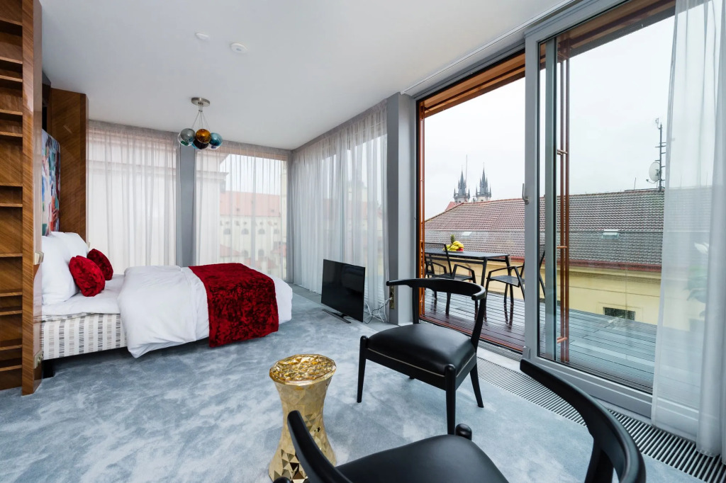 Billionaires Boutique Residence & Premium Suites, Old Town