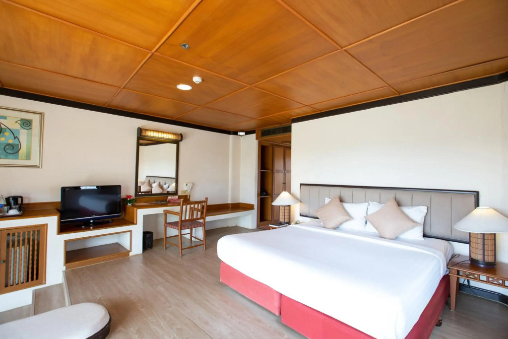 Imperial Phukaew Hill Resort
