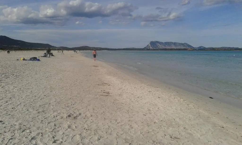 Orosei-Sardegna-Appartamento 5 posti letto con giardino