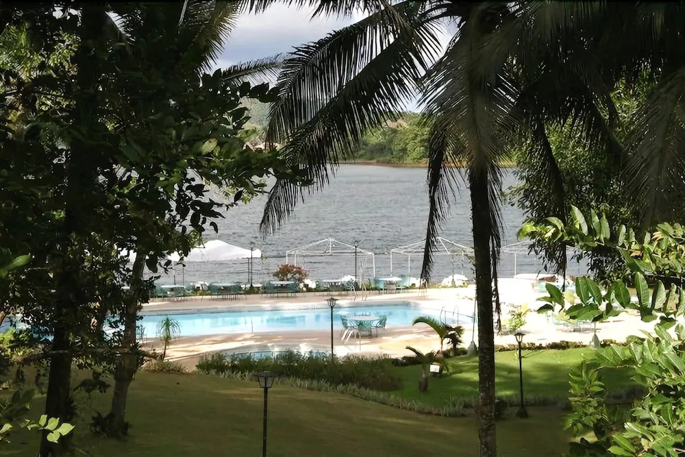 Lagos Del Sol Resort