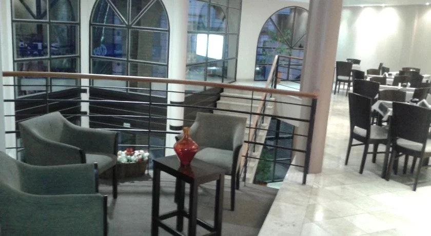 Lazaro hotel