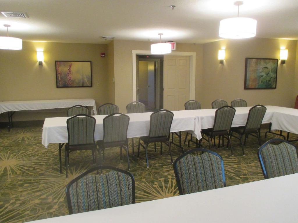 BEST WESTERN Plus Menomonie Inn & Suites