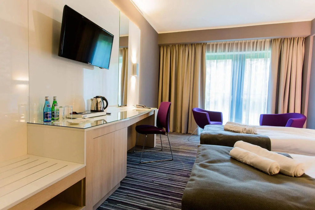 Hotel Astone Conference & Spa