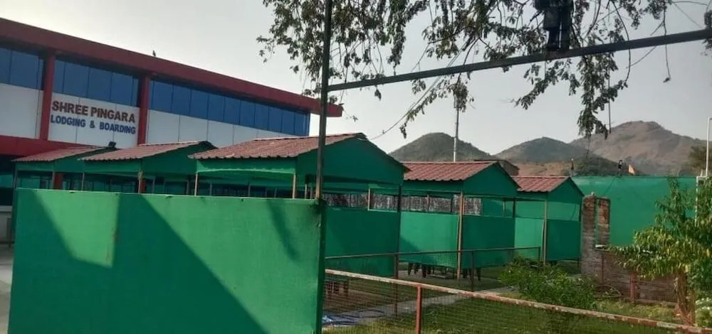 Hotel Shree Pingara