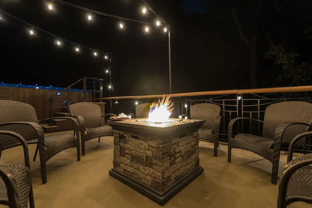 Tanglewood Mountain Lodge 8 Bedrooms 5 Bathrooms Home