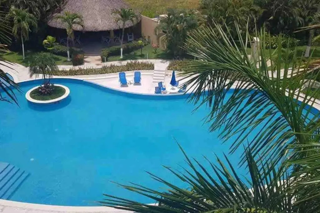 Departamento con Club Playa Acapulco Diamante 4Rec