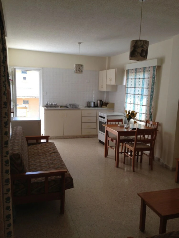 Constantaras Apartments