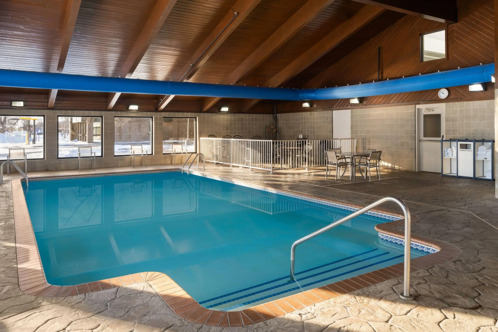 AmericInn by Wyndham Grand Forks