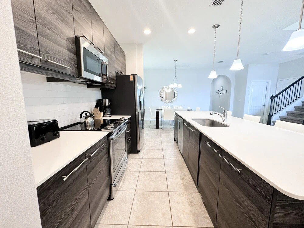 Balmoral Resort-179mm 4 Bedroom Home by RedAwning