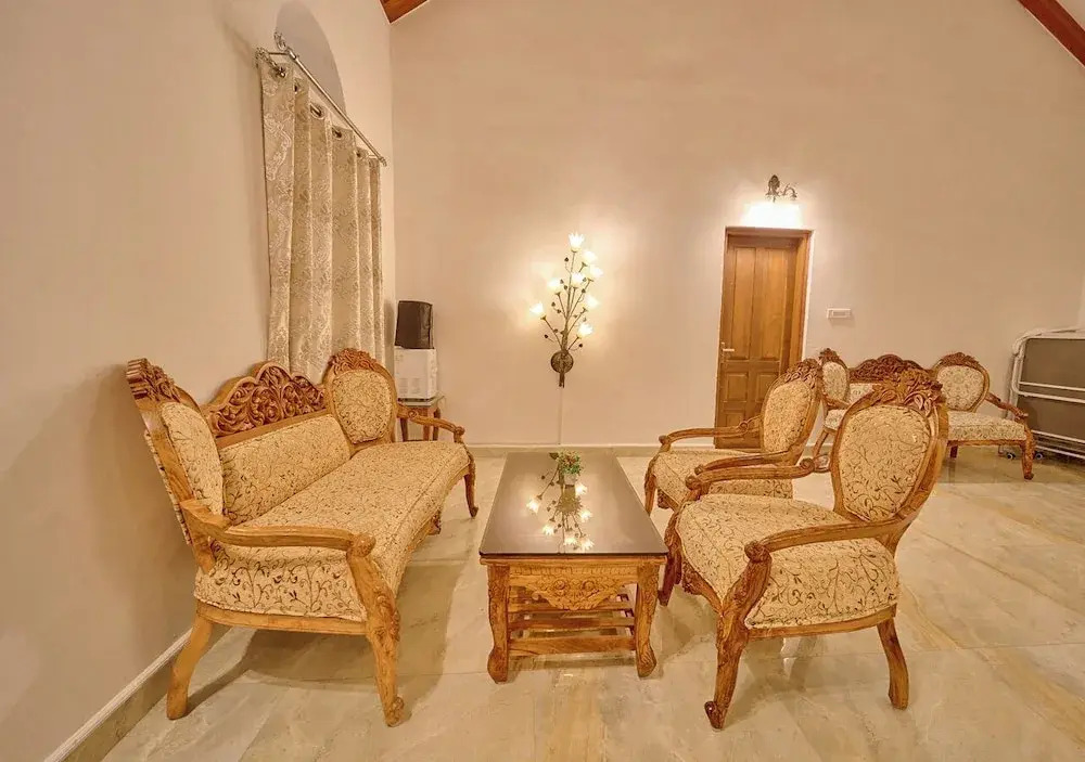 Emerald Stays Ooty by VOYE HOMES - Italian Luxury near Ooty Emerald Lake