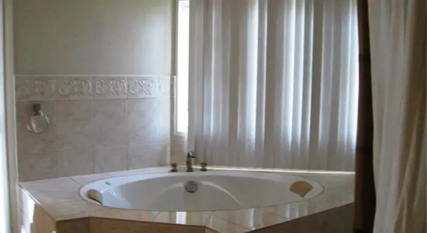 Eagle Beach Villa