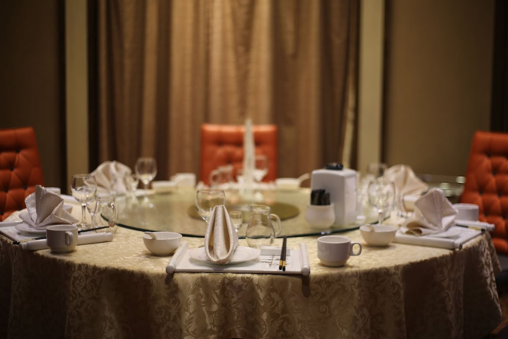 Soluxe Hotel Алматы