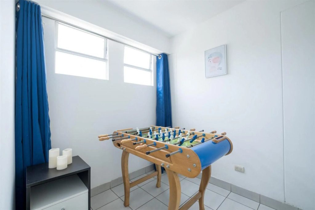 Lux Apt Great Location Gameroom