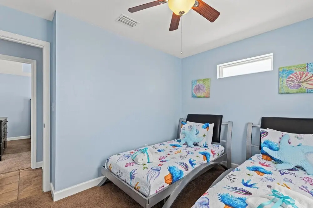 Charming 3bd/2ba Home Close to the Beach! Sleeps 8!