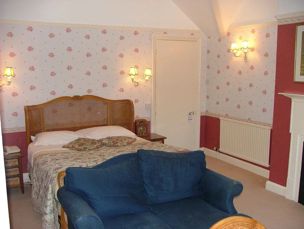 Esseborne Manor Hotel