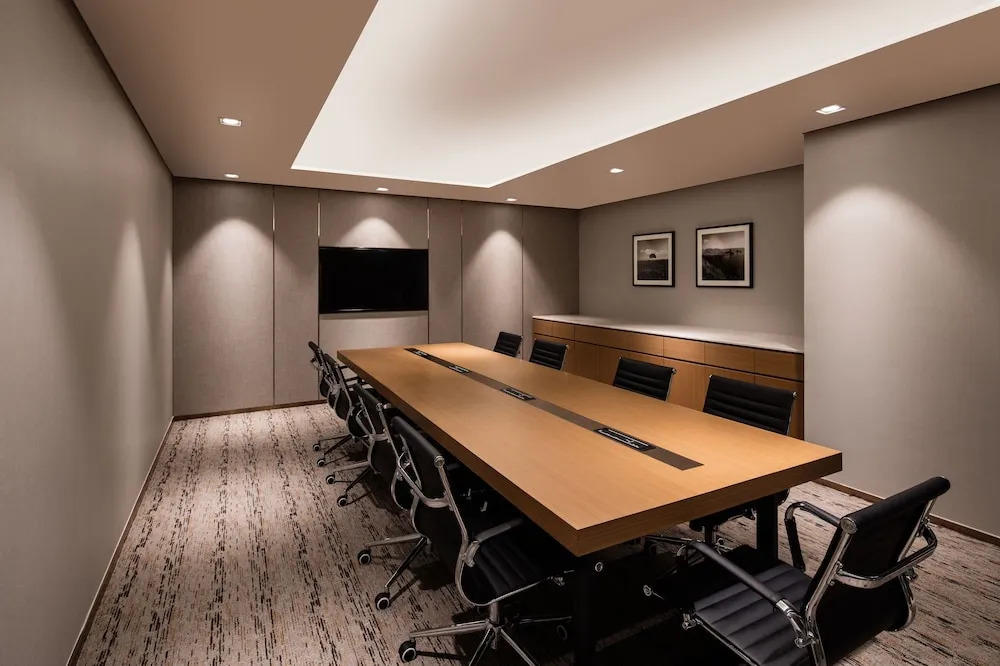Ramada Seoul Sindorim Hotel