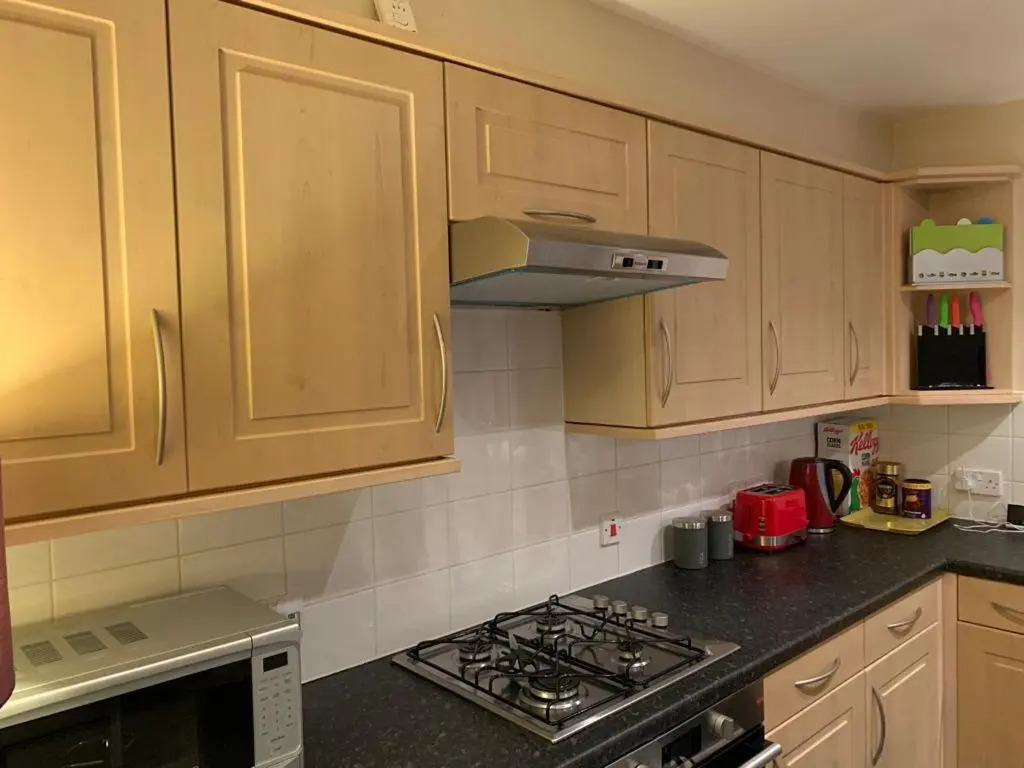 Holland Drive 2 Bedroom Flat (Adults Only)