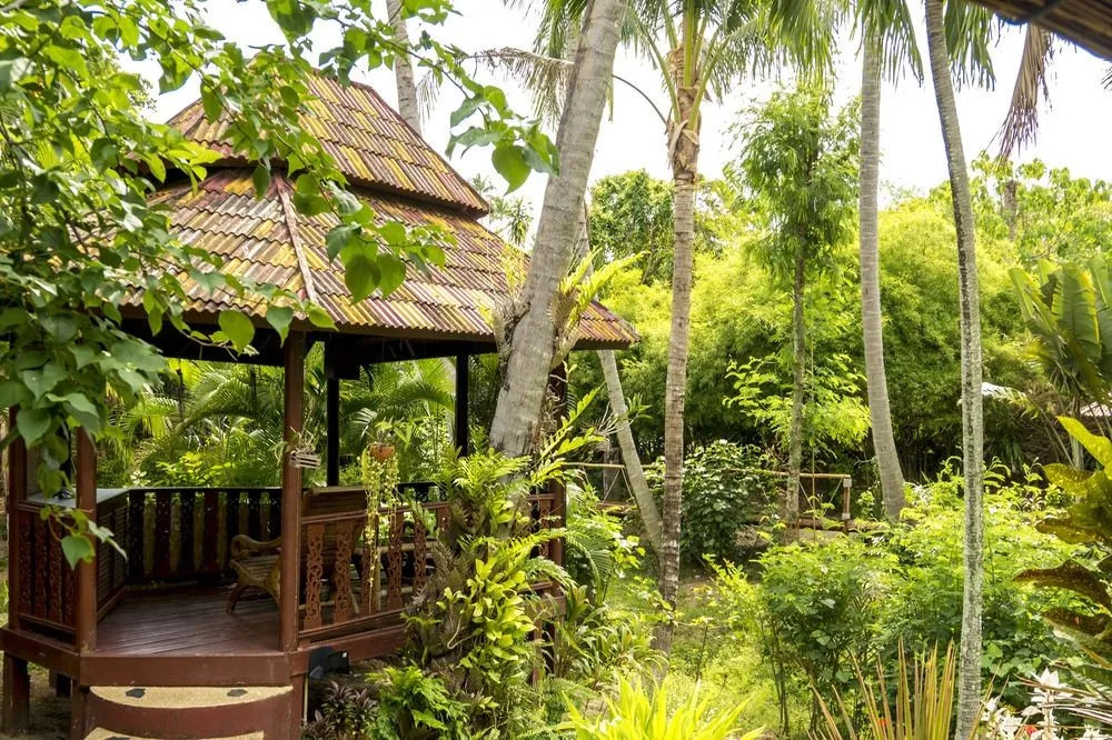Monsoon Beach Villas