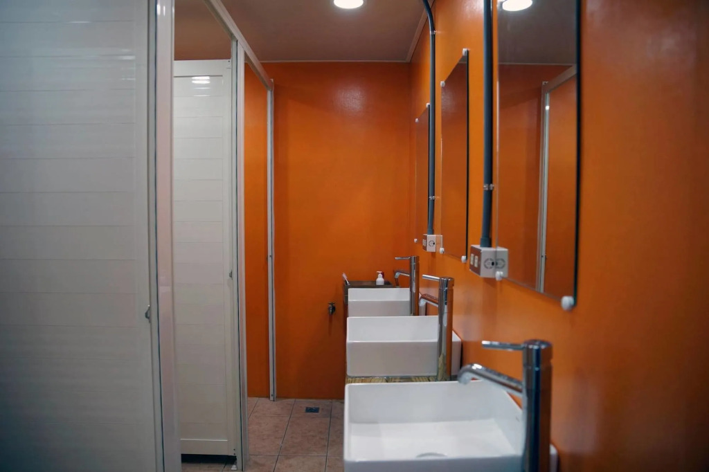 PiscesYouthHostel