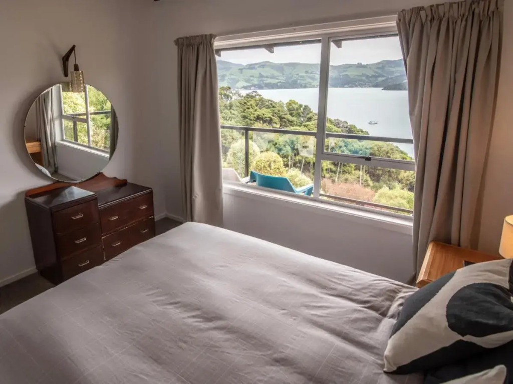 Kingfishers Perch - Takamatua Holiday Home