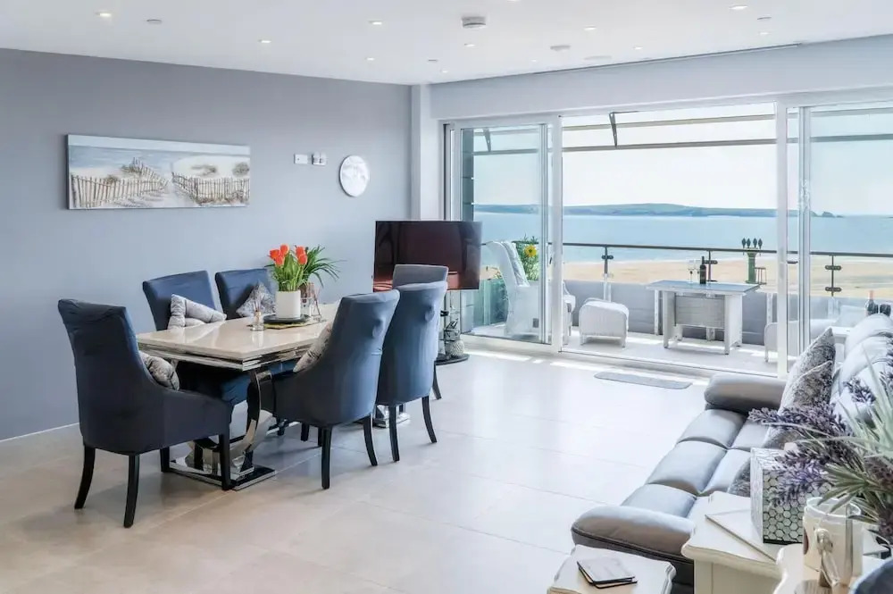 Waters Edge - 2 Bedroom Apartment - Tenby