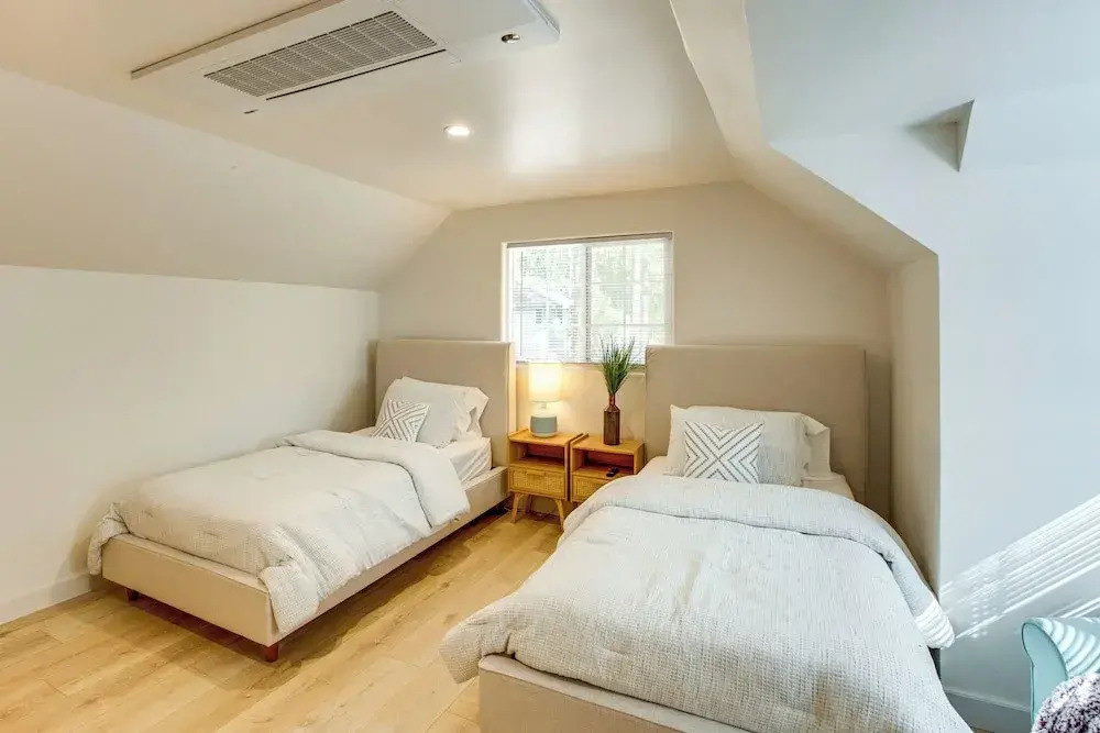 Hot Tub & Game Room: Luxe Cabin, Day Trip to Tahoe