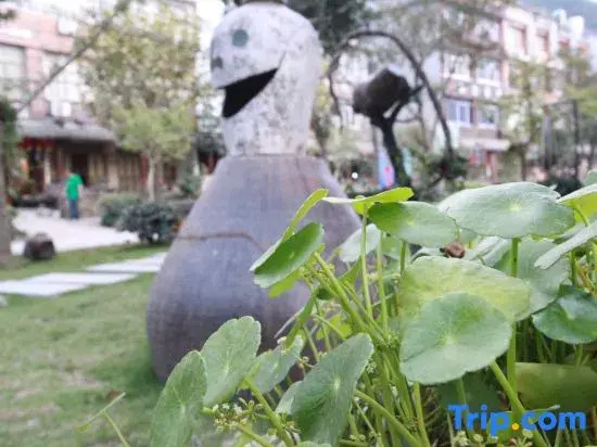 Linfeng Xiaoqi Inn