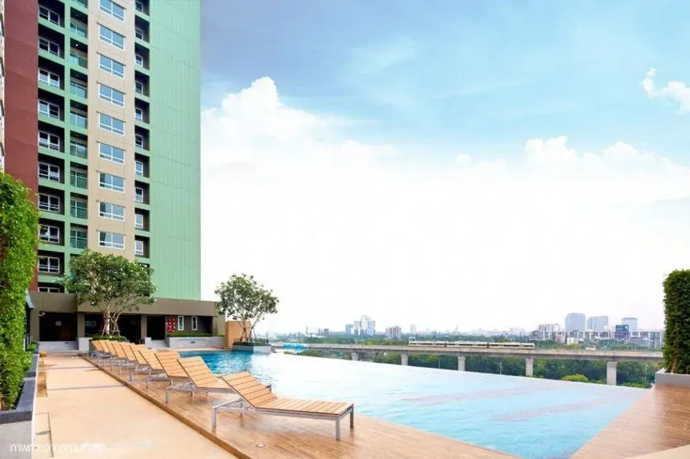 Airport Link Hua Mak Condo