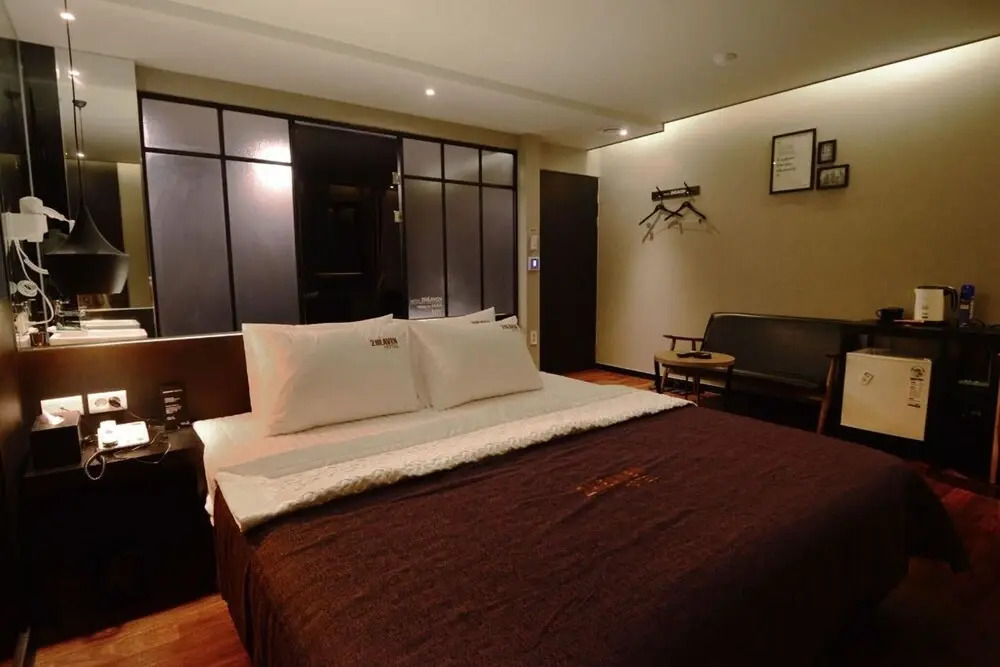 Busan Deokcheon 2heaven Hotel