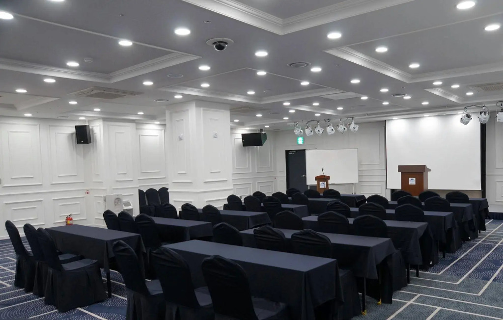 Seogwipo JS Hotel