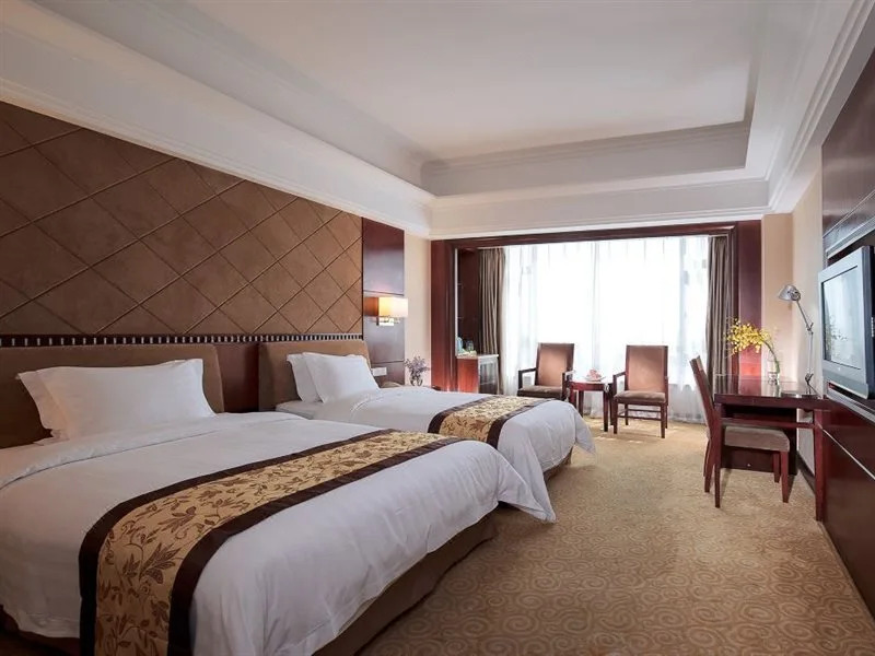 Vienna International Hotel (Dongguan Changping Tian'ehu Road)