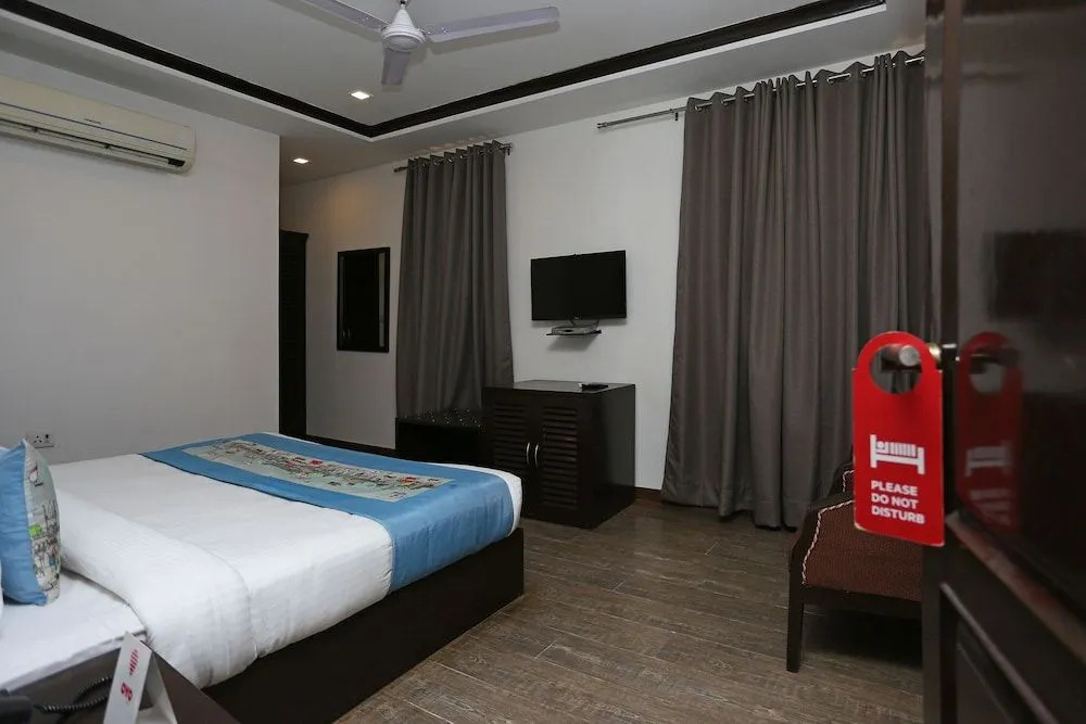 OYO Flagship 746 Bhikaji Cama Place