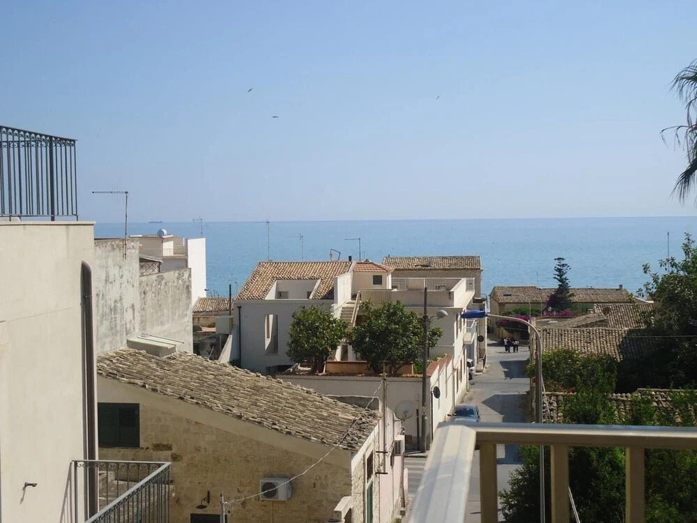 House With 2 Bedrooms in Donnalucata, With Furnished Terrace and Wifi Near the Beach