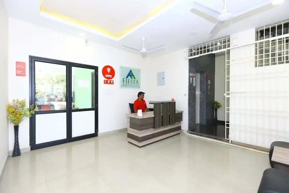 Hotel Fiesta House By OYO Rooms