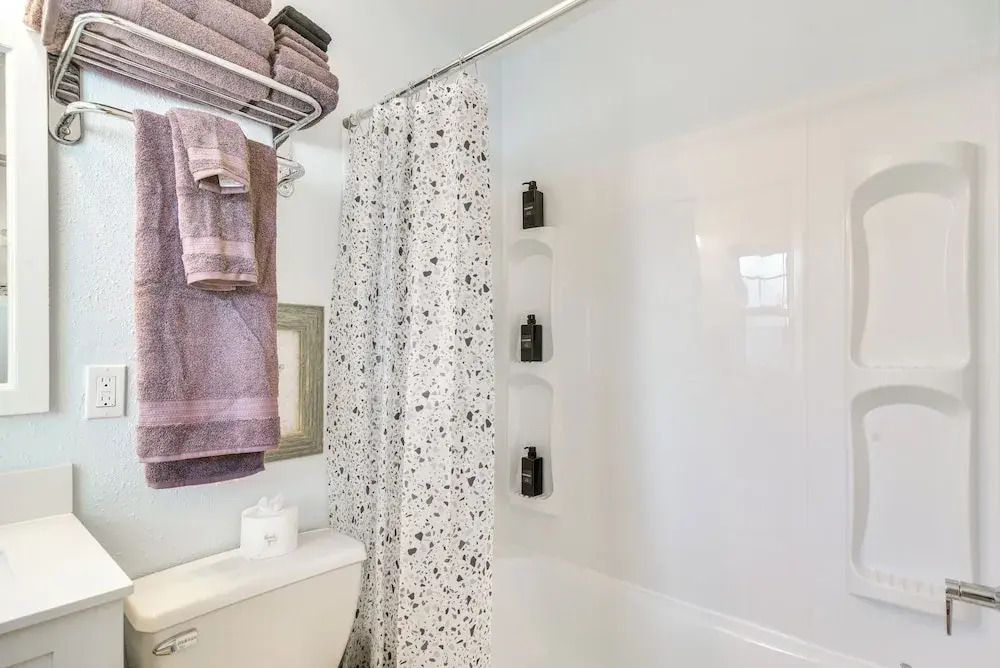 Apartment w/ Easy Access to Indian Rocks Beach!