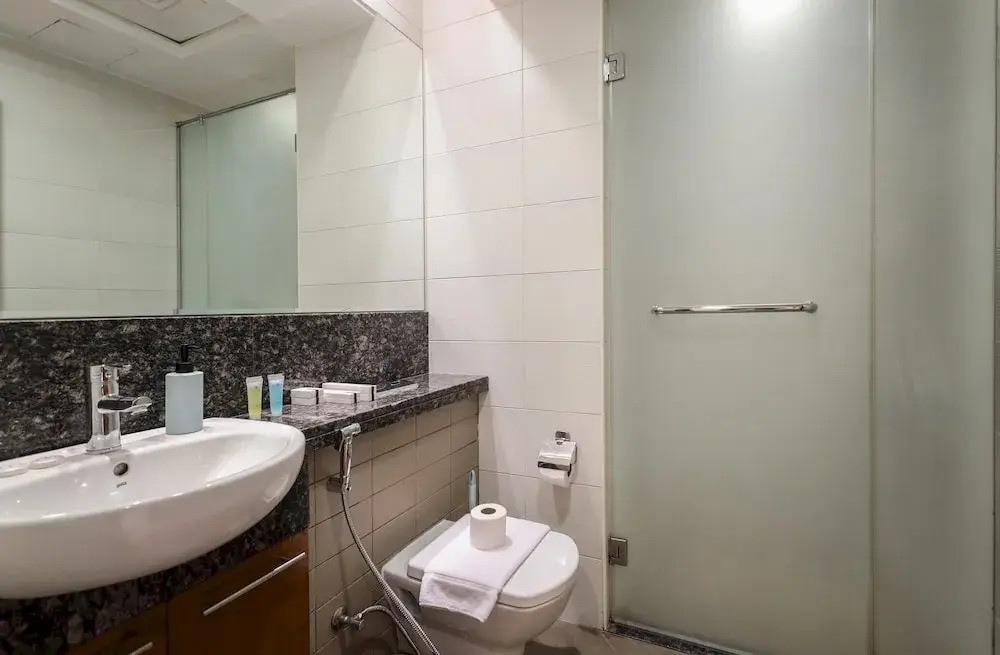 Elite LUX Holiday Homes - Bay Square Luxury Studio in Business Bay Dubai