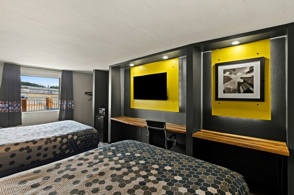Rodeway Inn and Suites Austin