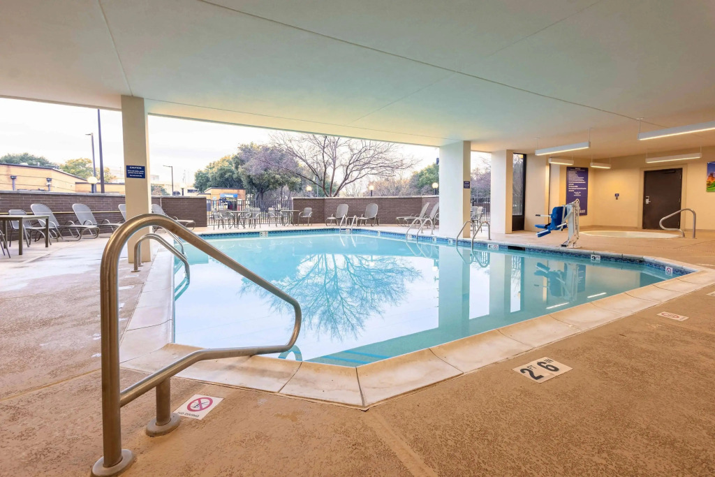 Heritage Inn Suites Houston/Sugar Land, Trademark by Wyndham