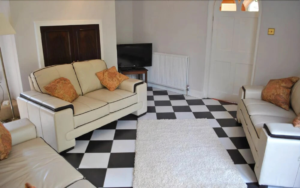 Toll House, Emsworth 37078