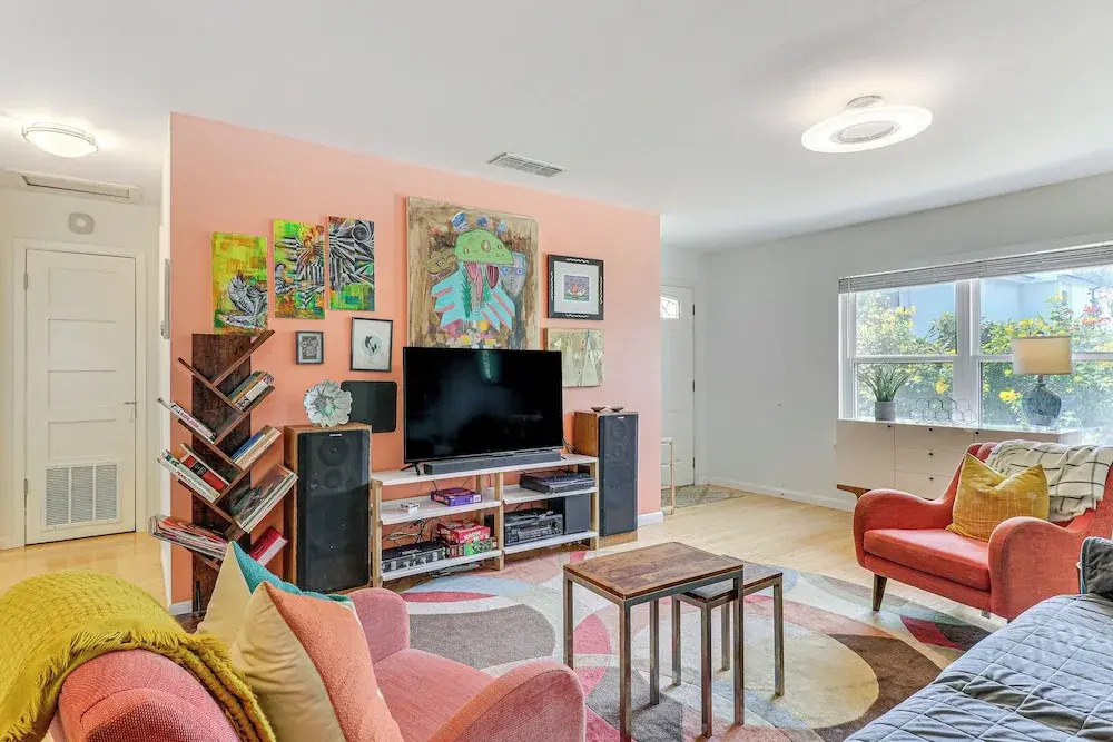 4 Mi to Dtwn Austin: Home w/ Large Fenced Yard!