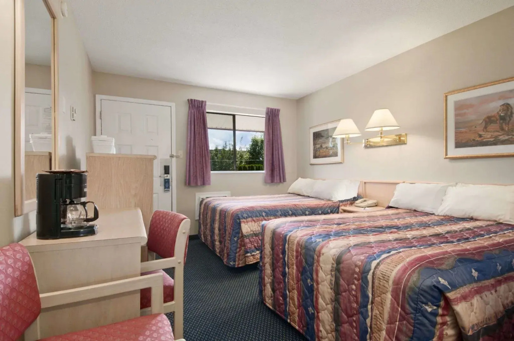 Coast Courtenay Hotel