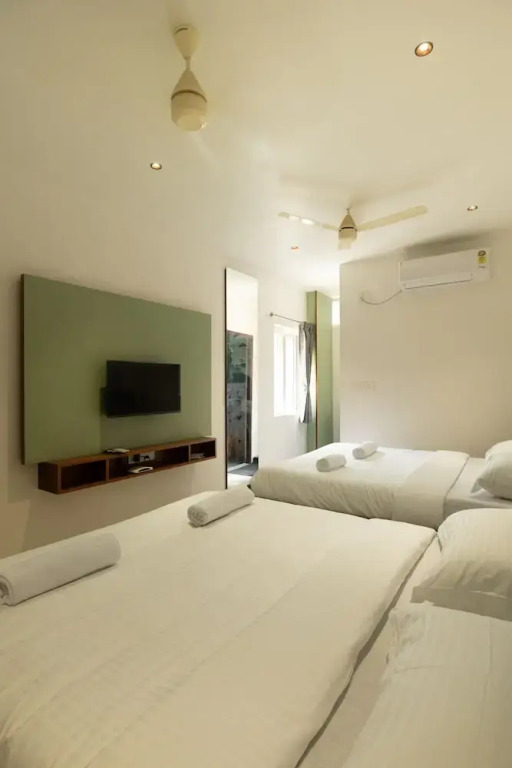 Sri Varee Residency- Near to KMCH hospital & Coimbatore Airport
