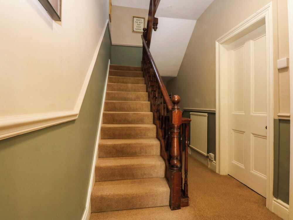 Curzon Heights