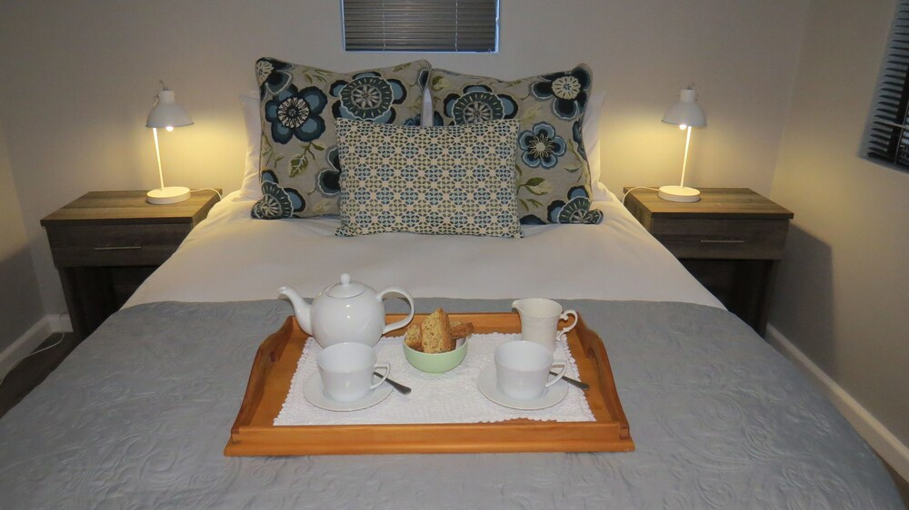 16 Rhodes-North Self Catering Apartment & Studio