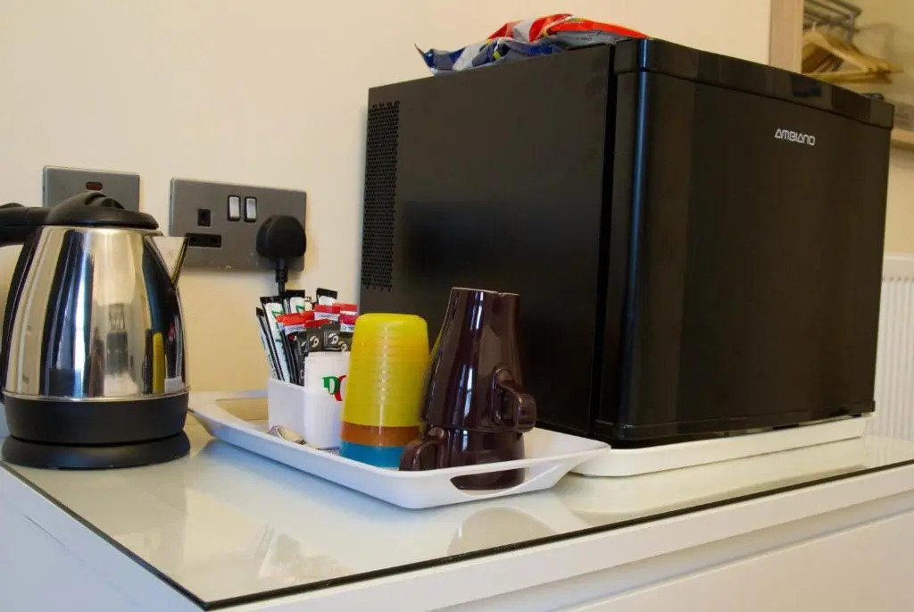 Rossall Guest House -Ideal For Families & Couples