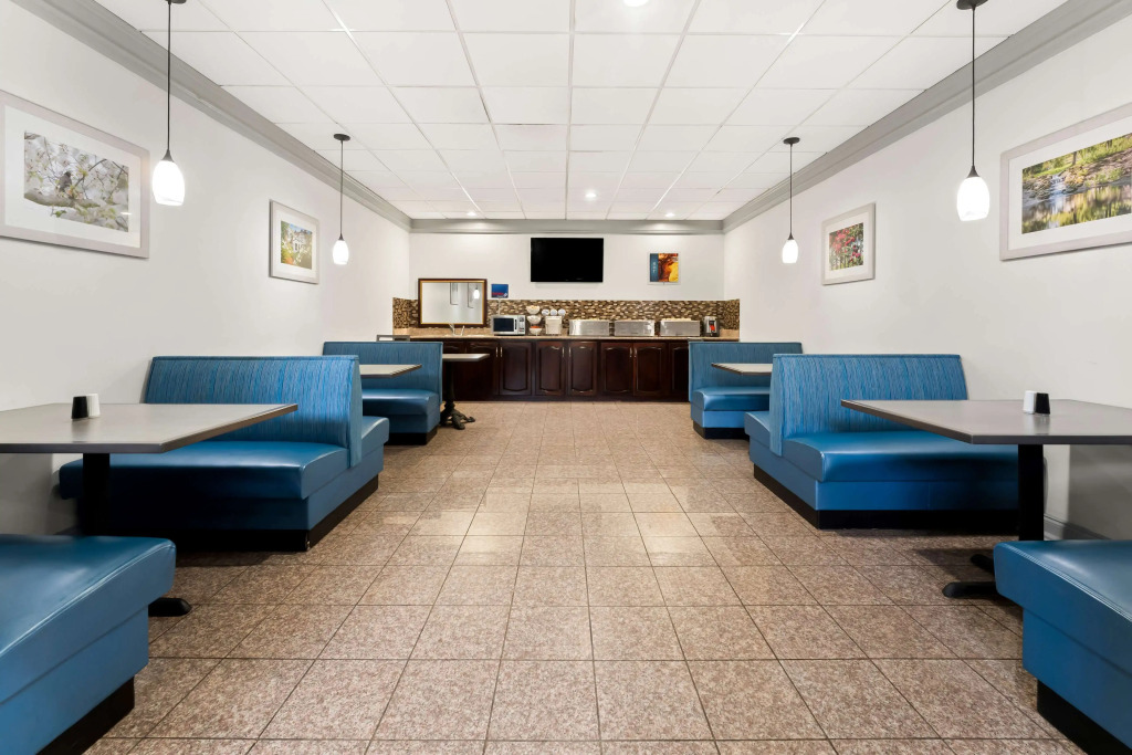 Best Western Riverside Inn