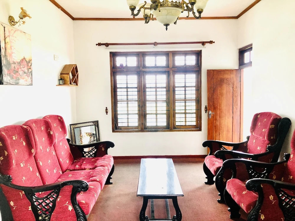 New Royal Mount Hotel